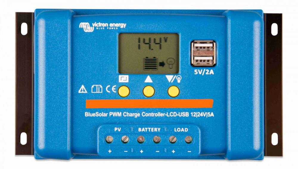 Victron Energy BlueSolar PWM 12/24V 5A LCD+USB č.1