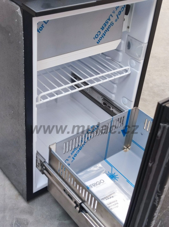 Vitrifrigo C42DW CHR výsuvná chladnička 12/24 V 42 litrů, externí kompresor č.7